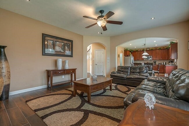 Building Photo - 14931 Opera House Row Dr