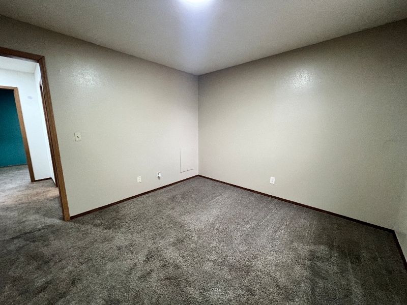 Building Photo - 103 Warren St