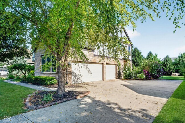 Building Photo - 13636 Falcon Way