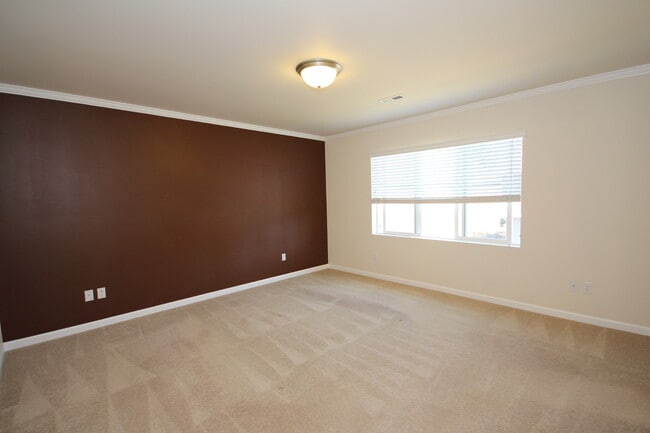 Building Photo - Beautiful Family Home with Bonus Room, Storage & Fenced Yard