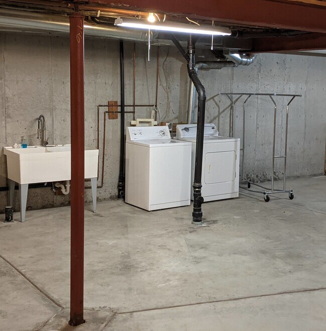 Building Photo - 11045 Huron St