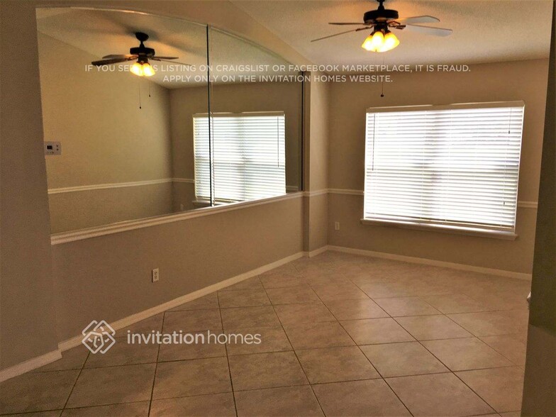 Building Photo - 3240 Millpond Ct