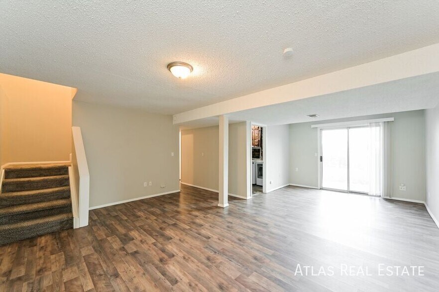 Building Photo - 19115 E Milan Cir