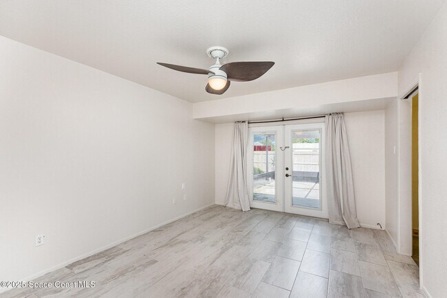 Building Photo - 1241 Riviera Dr NE