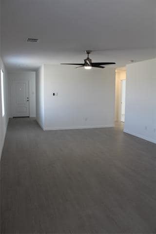 Building Photo - 2100 Neyland Dr