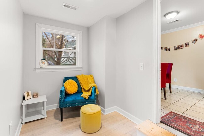 Building Photo - Awesome East Nashville Stone Cottage in gr...