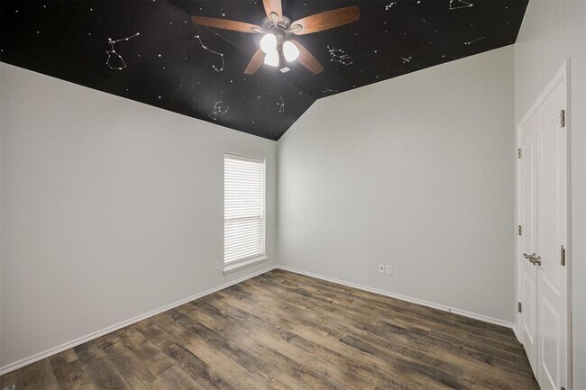 Building Photo - 18416 El Greco Dr