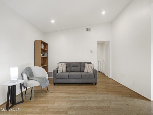 Building Photo - 1244 Heatherview Dr