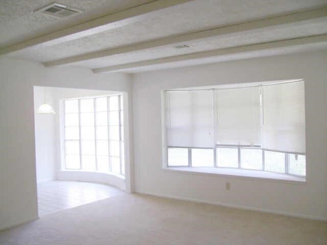 Building Photo - 810 Terryhollow St