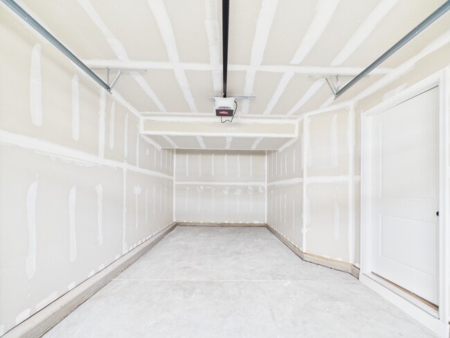 Building Photo - 6137 Carrick Bnd Ct
