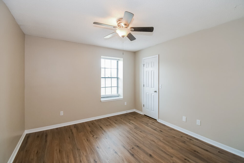 Building Photo - 2215 Botany St