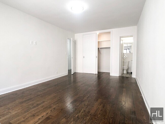 Building Photo - 405 E 56th St