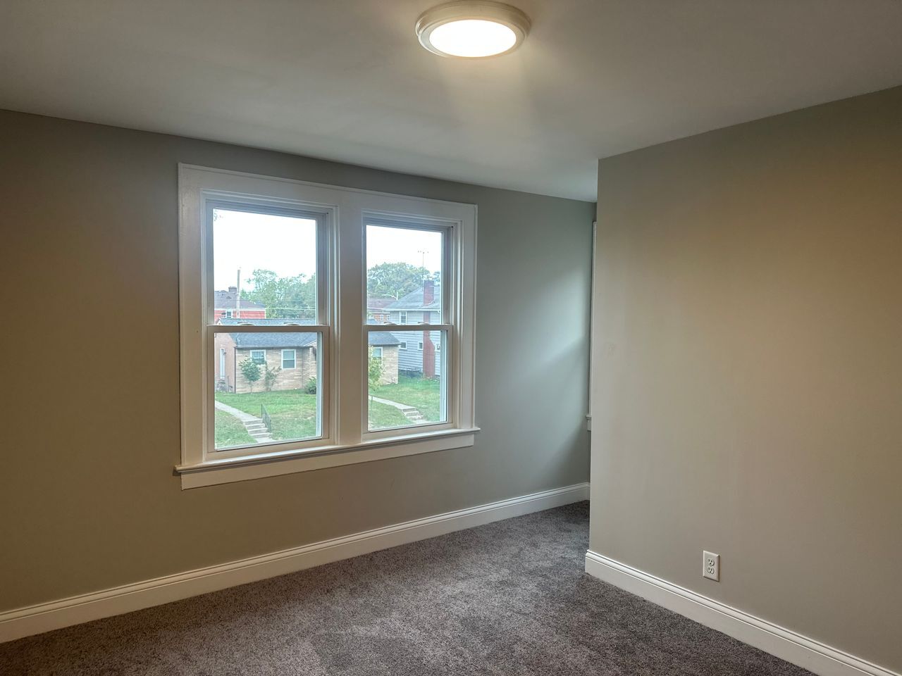 Building Photo - 1288 Linwood Ave