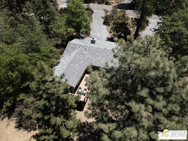 Building Photo - 25465 Seneca Dr
