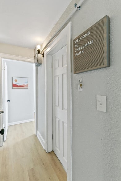 Building Photo - 1073 N Downing St