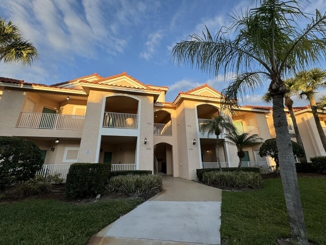 Building Photo - 10015 Perfect Dr