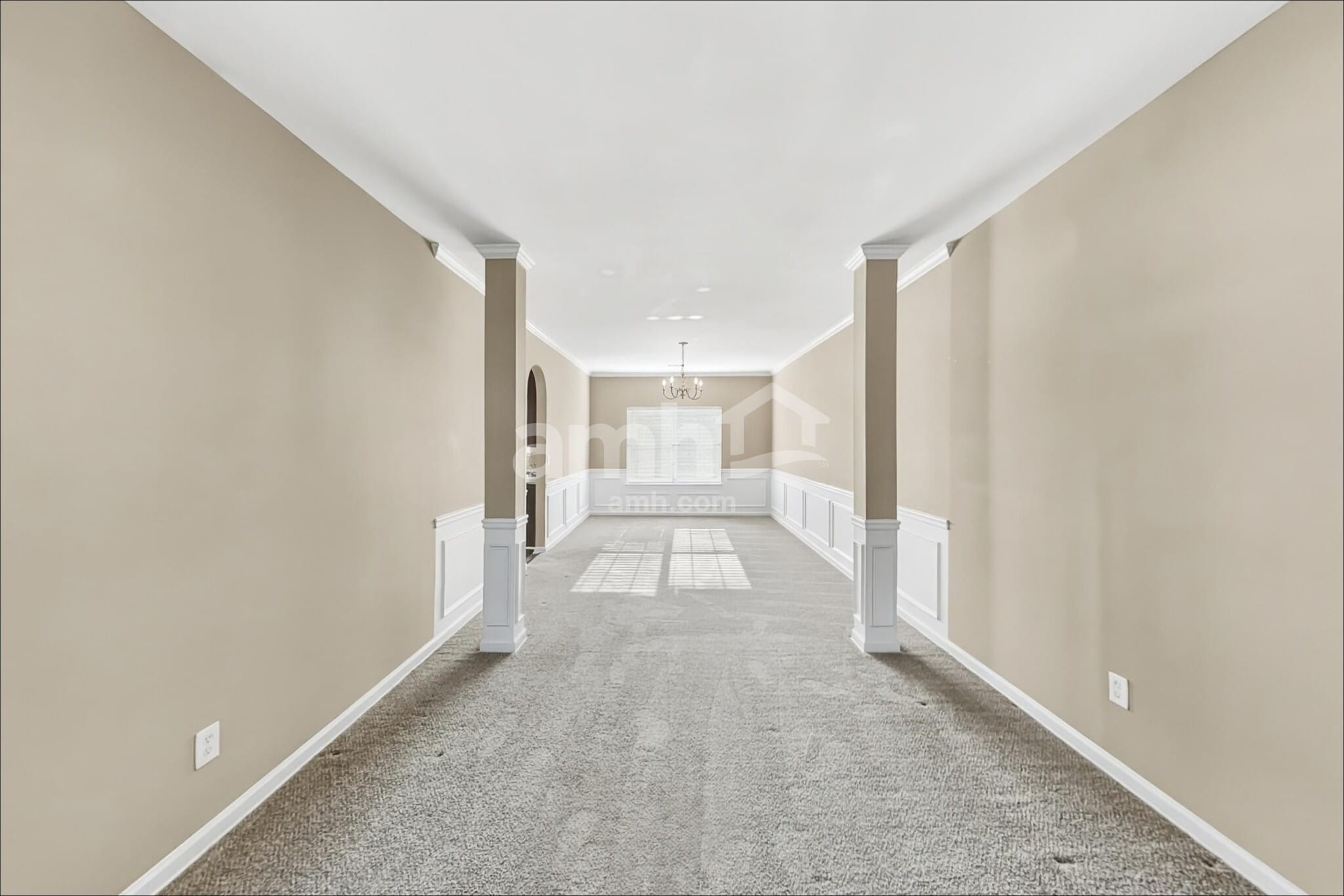 Building Photo - 4975 Hopewell Manor Dr
