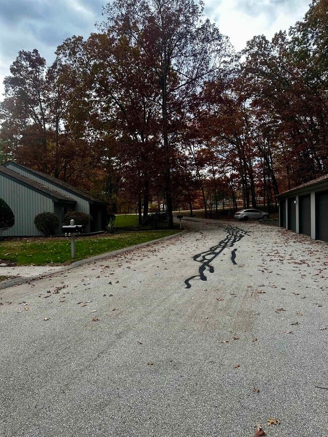 Building Photo - 22 Essex Grn Dr