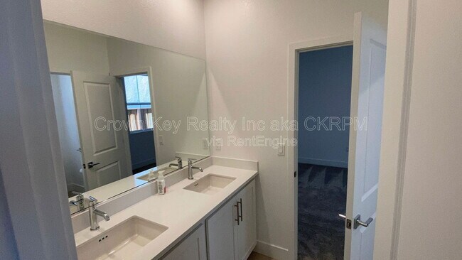 Building Photo - 2703 Joshua St