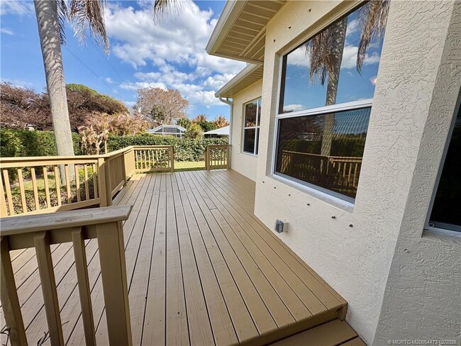 Building Photo - 947 NW 13th St