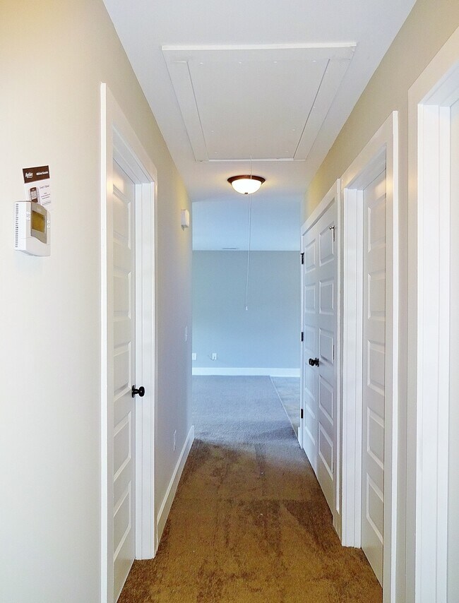 Building Photo - Home for Rent in Vance, AL... Available to...