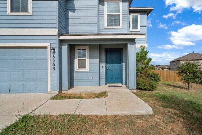 Building Photo - 8203 Rocky Pebble