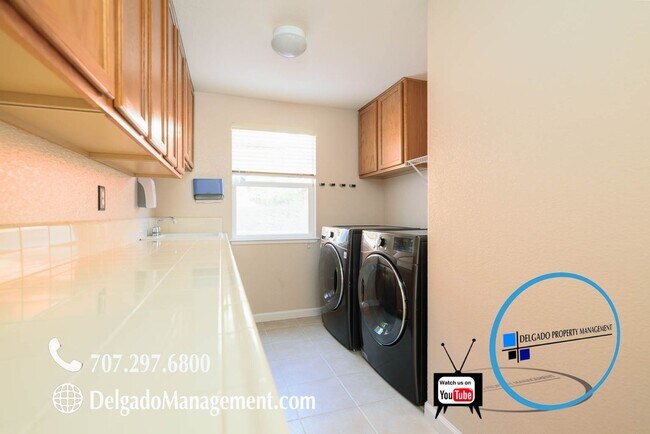 Building Photo - 6282 Pebble Beach Dr