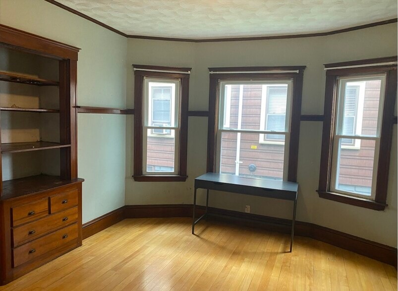 Building Photo - 61 Frederick Ave