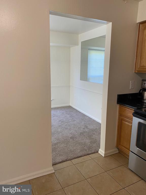 Building Photo - 1811 Hennessy Dr