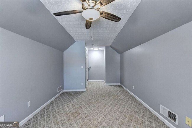 Building Photo - 5867 Tattersall Terrace