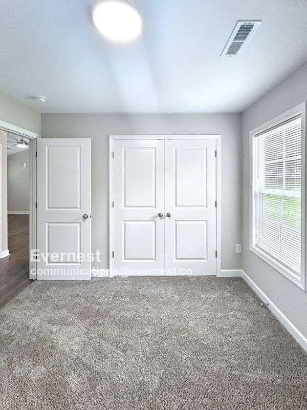 Building Photo - 1653 Reynolds Forest Dr