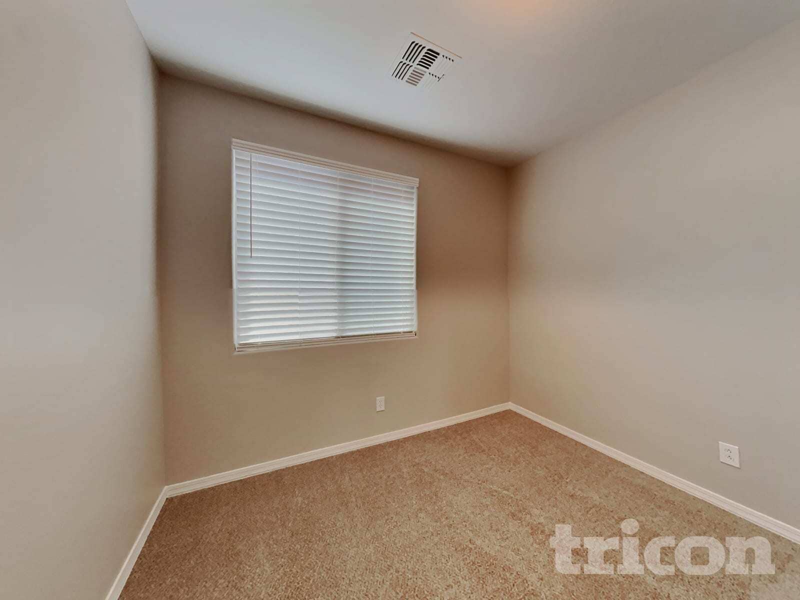 Building Photo - 2403 W Kristina Ave