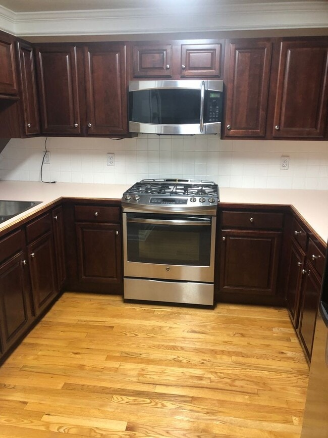 Building Photo - 304 Ashley Oaks Private Dr