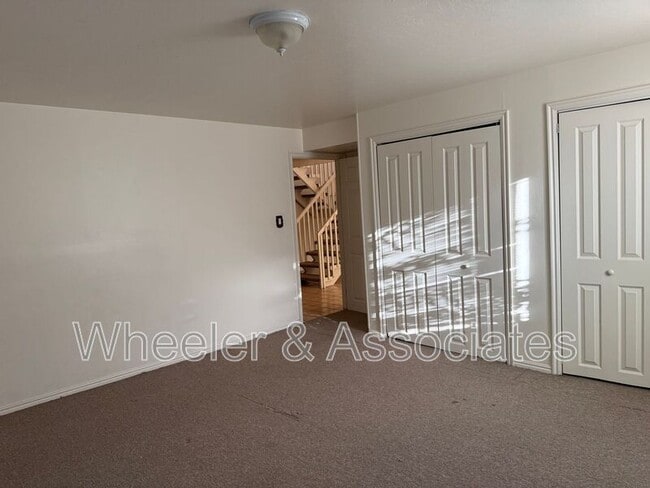 Building Photo - 4083 S Porter Ave