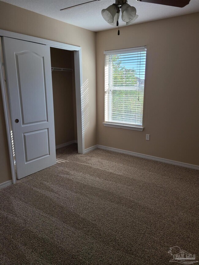 Building Photo - 9685 Misty Meadow Ln