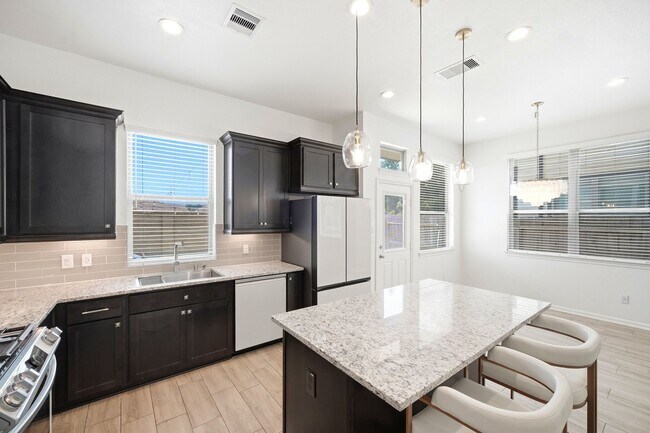 Building Photo - 4248 Merry Mill Dr
