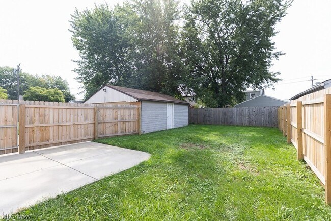 Building Photo - 15505 Judy Ct