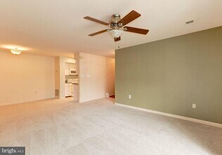 Building Photo - 10195 Ashbrooke Ct