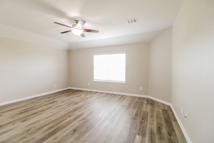 Building Photo - 18739 Cooper Ravine Wy