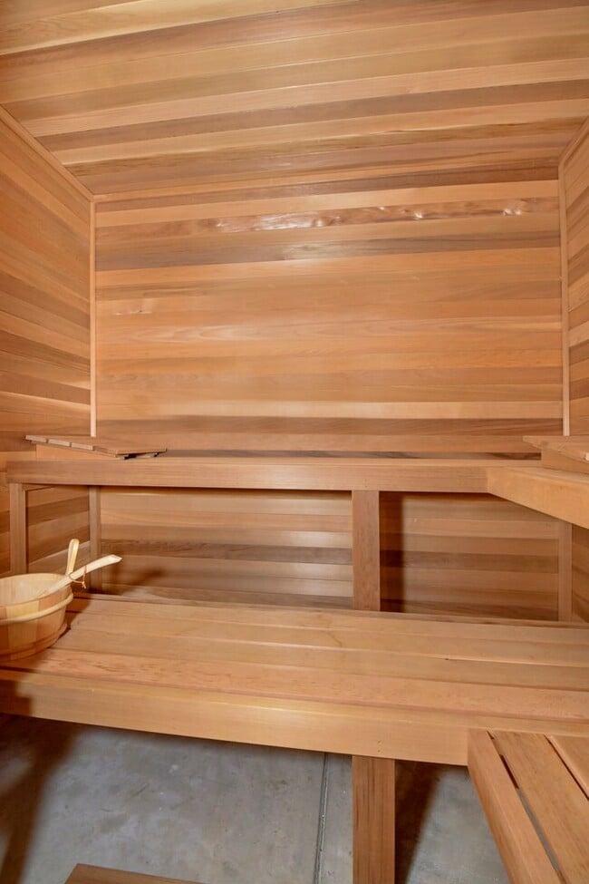 Building Photo - Spacious 2-Story with Mountain Views School District-20