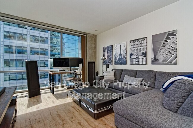 Building Photo - 321 Tenth Ave