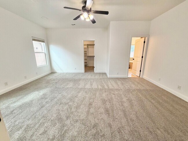 Building Photo - 2254 S 240 W