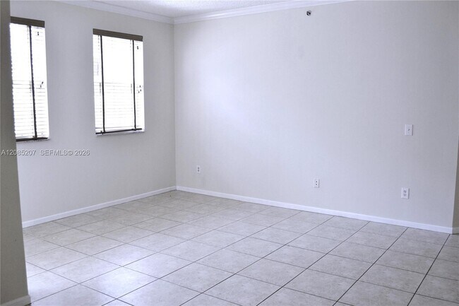 Building Photo - 3225 NE 184th St