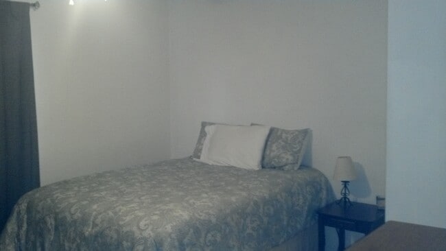 Primary Photo - 23 Griffin St