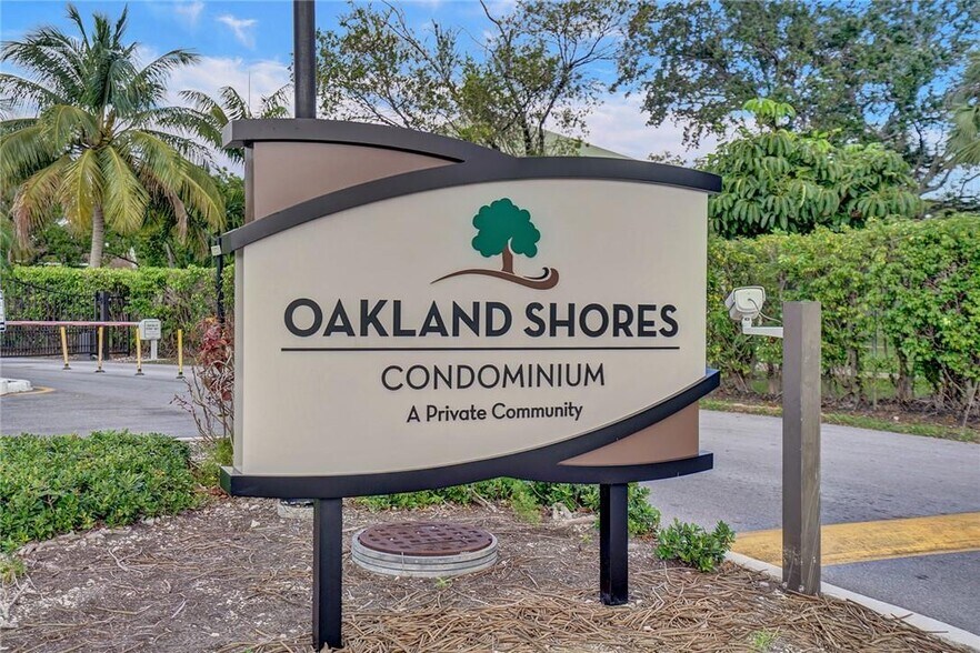 Building Photo - 3115 Oakland Shores Dr