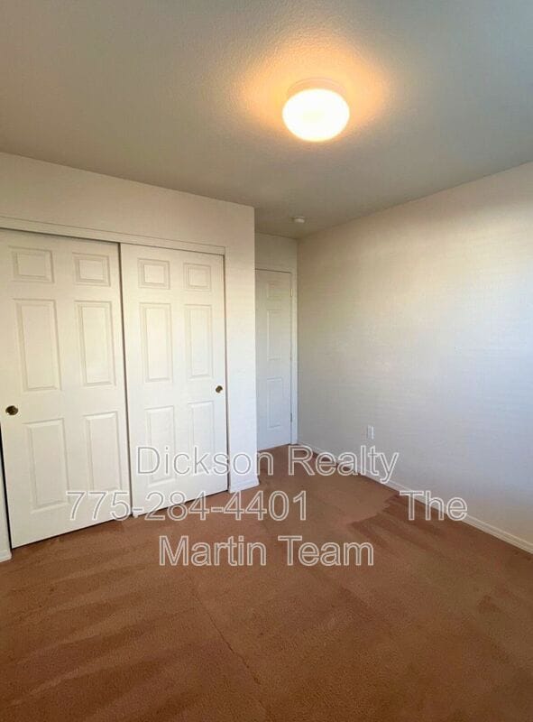 Building Photo - 2275 Albatross Way