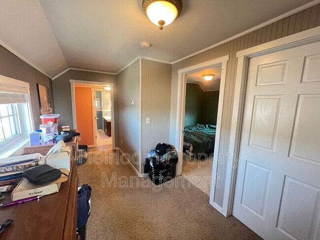 Building Photo - 2619 N 21st St