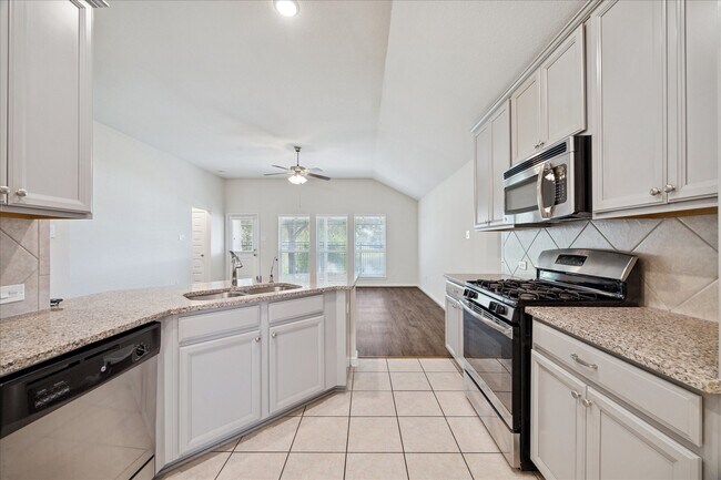 Building Photo - 18203 Alora Springs Trace