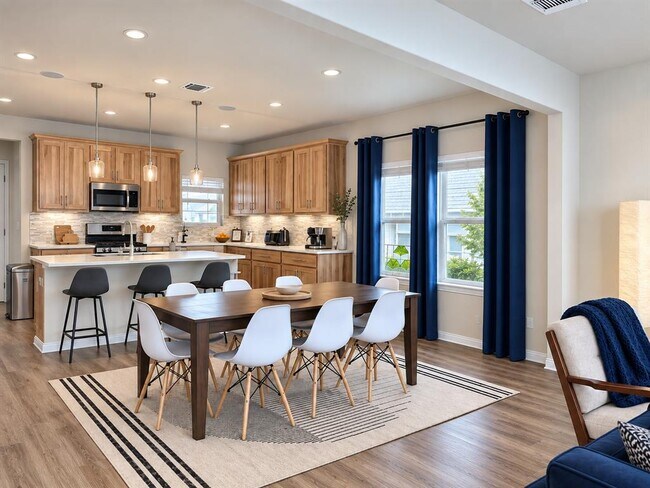 Building Photo - 8816 Sikes Way