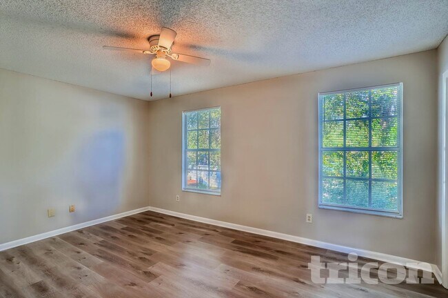 Building Photo - 1844 Mill Run Cir